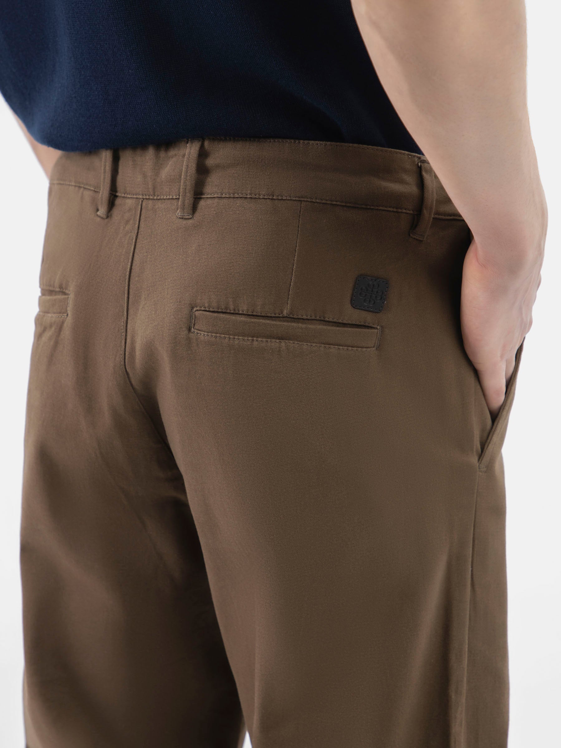 Brown Structured Casual Fit Chinos