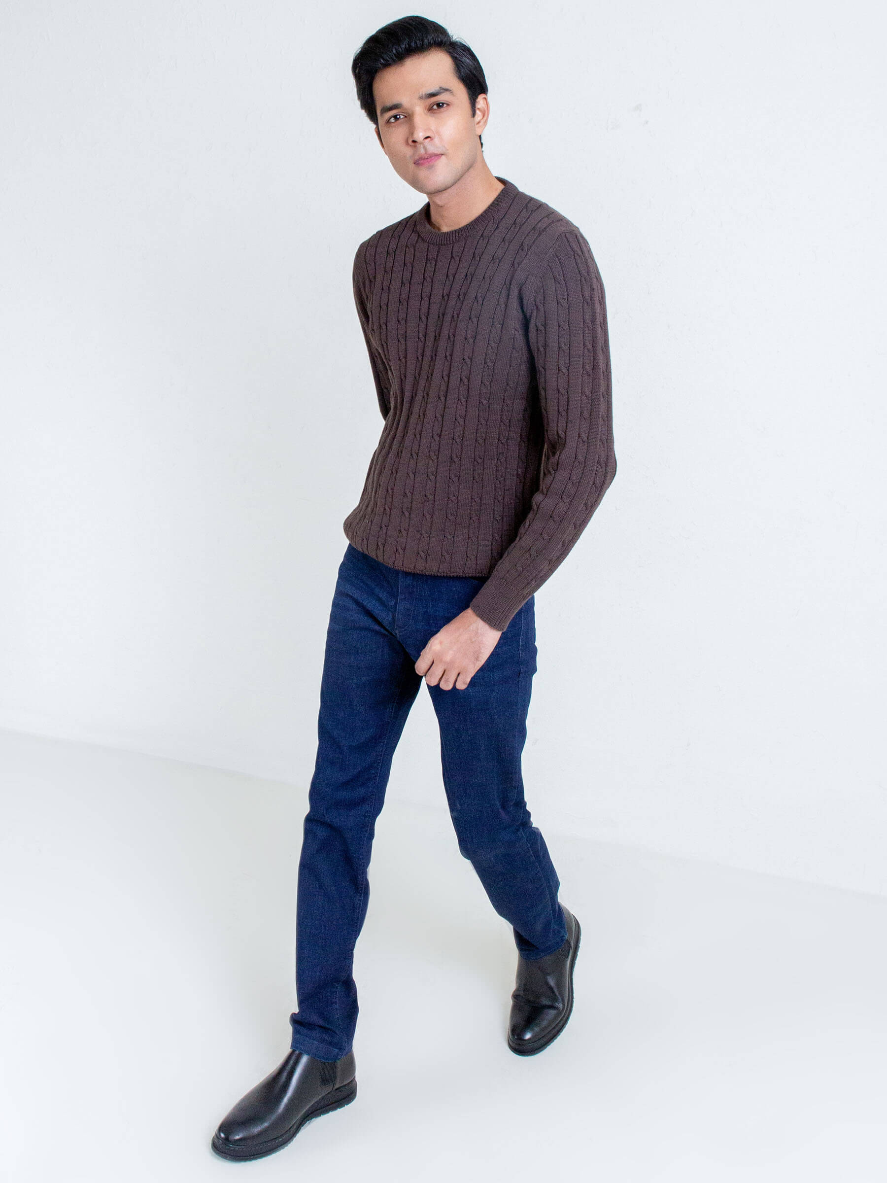 Classic Brown Cable Knit Crew Neck Sweater