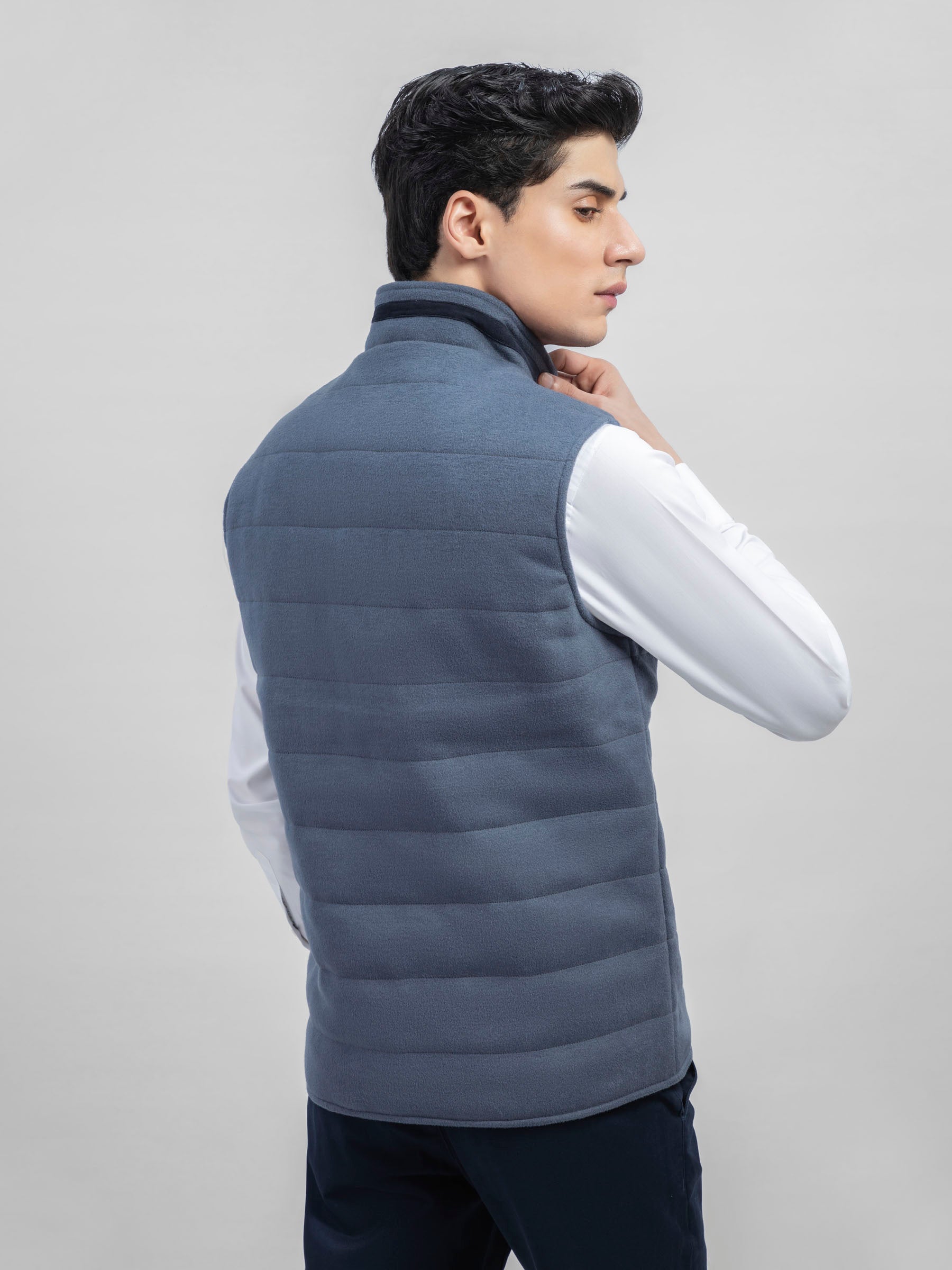 Greyish Blue Wool Blended Sleeveless Quilted Jacket