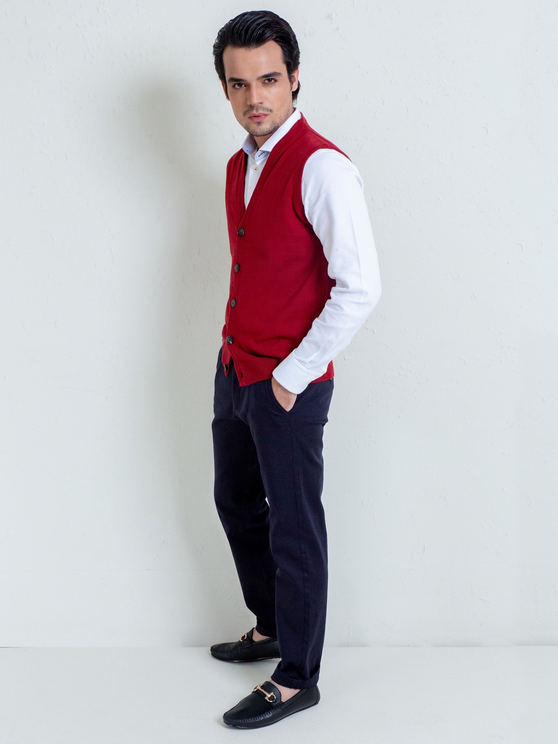 Maroon Sleeveless Button Cardigan