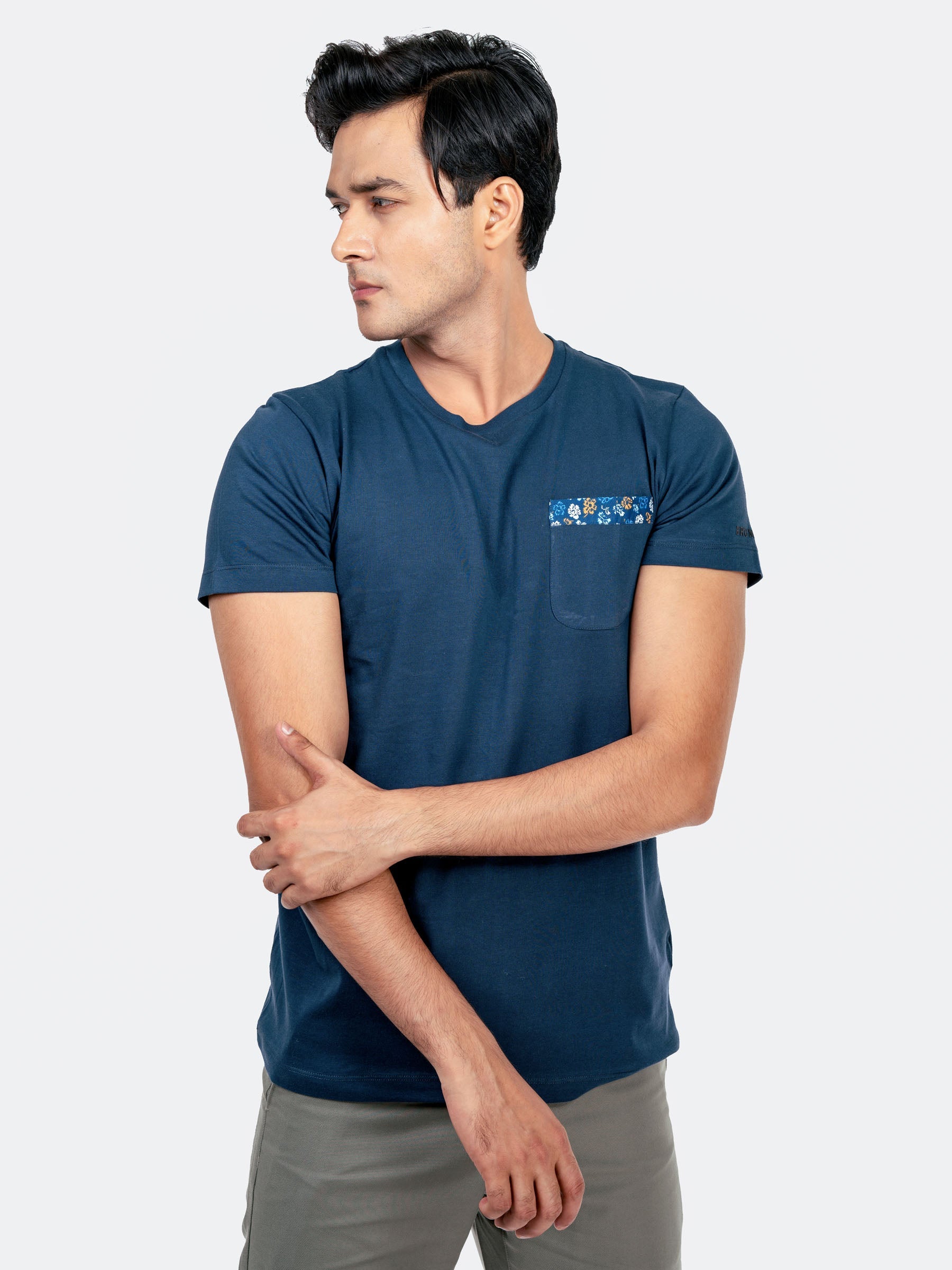 Navy Blue Crew Neck T-Shirt With Pocket