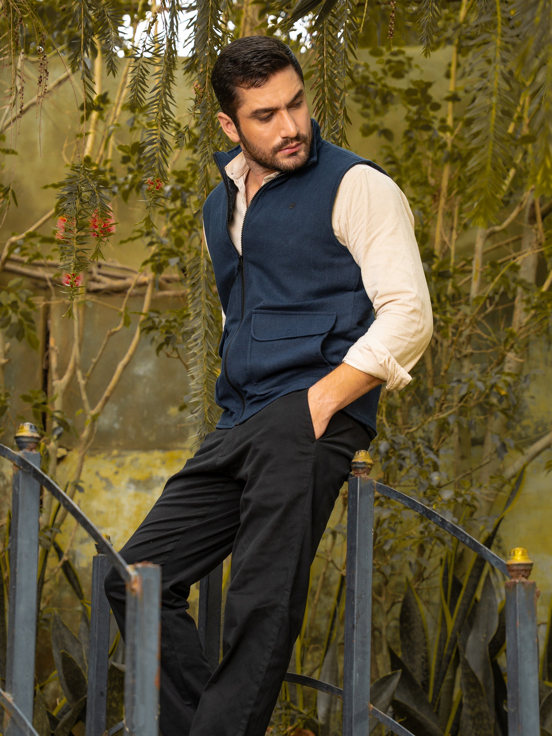 Navy Blue Quilted Sleeveless Jacket