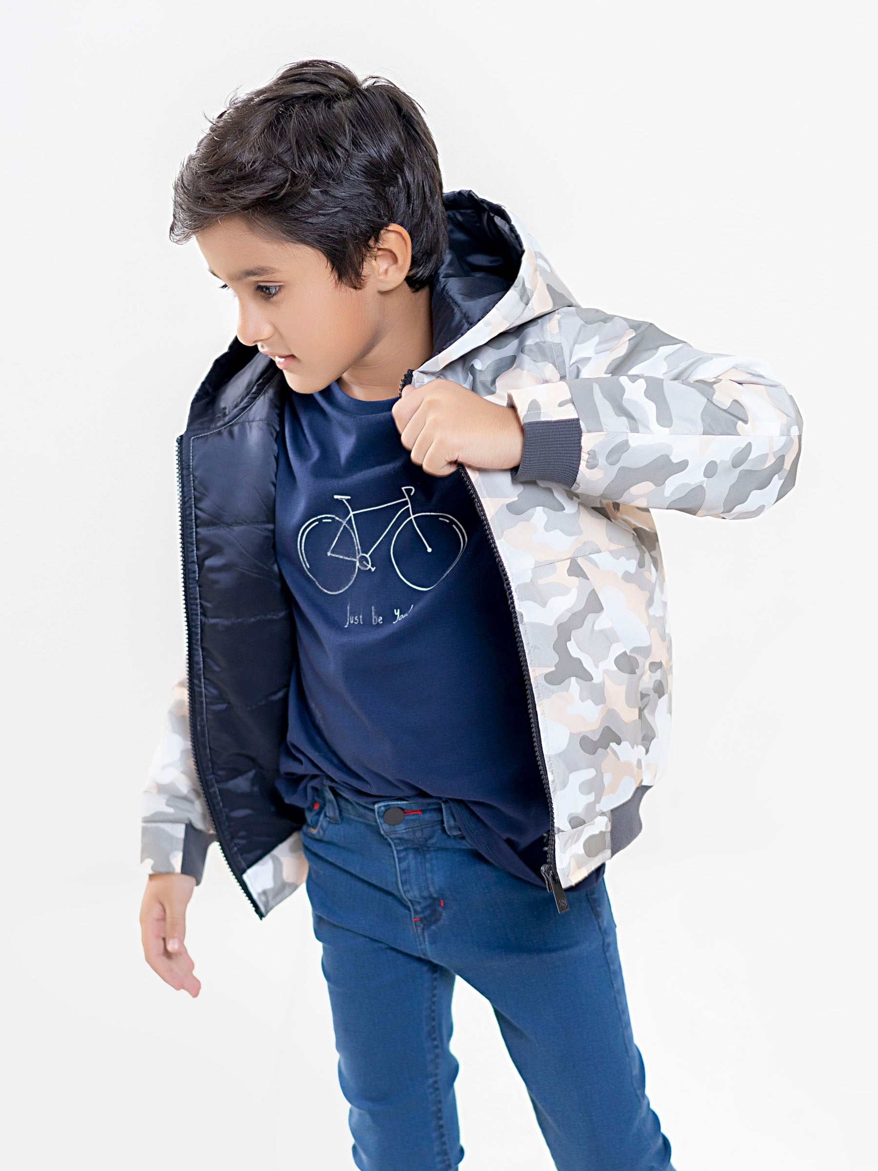 White Camouflage Quilted Casual Jacket With Hoodie - Unisex