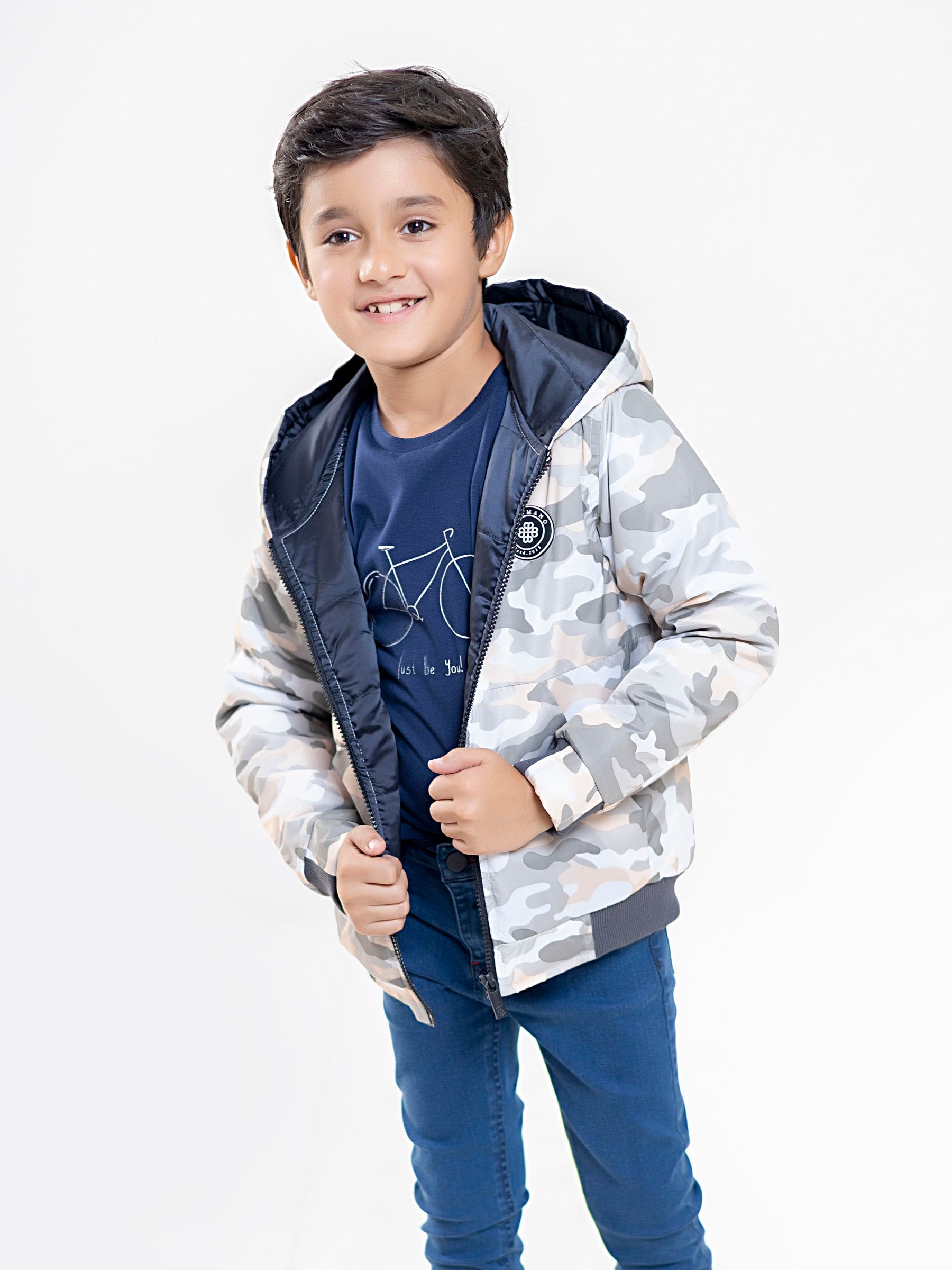 White Camouflage Quilted Casual Jacket With Hoodie - Unisex