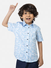 White & Blue Floral Printed Short Sleeve Casual Shirt